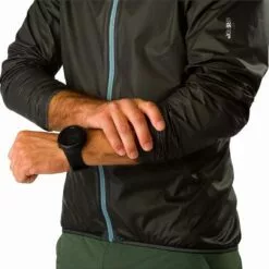 Arcteryx Norvan SL Mens Trail Running Hoody Black/Photon 18 Arcteryx Norvan SL Mens Trail Running Hoody Black/Photon -Wild Earth Shop L07433300 S 7