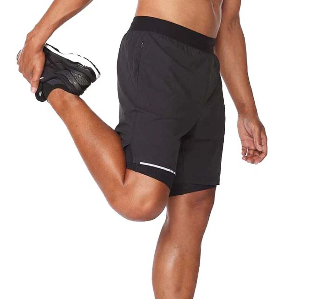 2XU Aero 2-In-1 7" Mens Running Shorts Black/Silver Reflective 4 2XU Aero 2-In-1 7" Mens Running Shorts Black/Silver Reflective - Image 4
