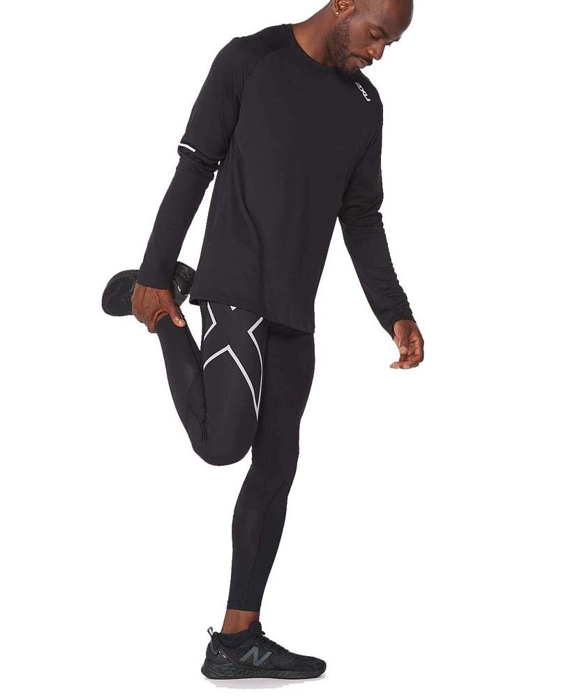 2XU Aero L/S Mens Running T-Shirt Black/Silver Reflective 4 2XU Aero L/S Mens Running T-Shirt Black/Silver Reflective - Image 4