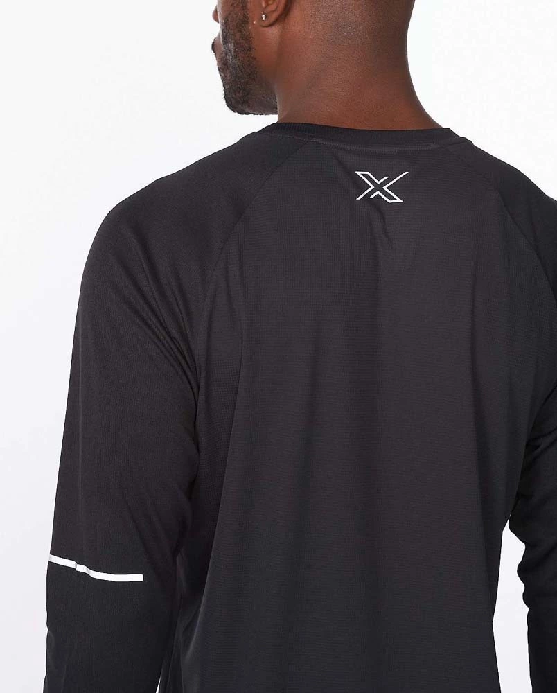 2XU Aero L/S Mens Running T-Shirt Black/Silver Reflective 6 2XU Aero L/S Mens Running T-Shirt Black/Silver Reflective - Image 6