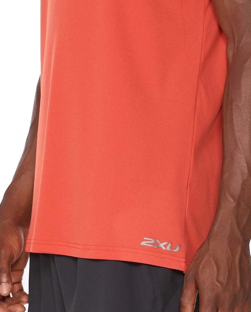 2XU Aero Mens Running Tank Rhubarb/Fiesta Reflective 11 2XU Aero Mens Running Tank Rhubarb/Fiesta Reflective - Image 11