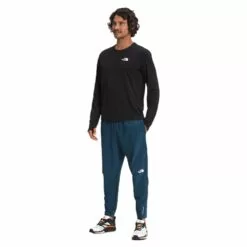 The North Face True Run L/S Mens T-Shirt TNF Black 6 The North Face True Run L/S Mens T-Shirt TNF Black -Wild Earth Shop NF0A5373JK3 R0S 1